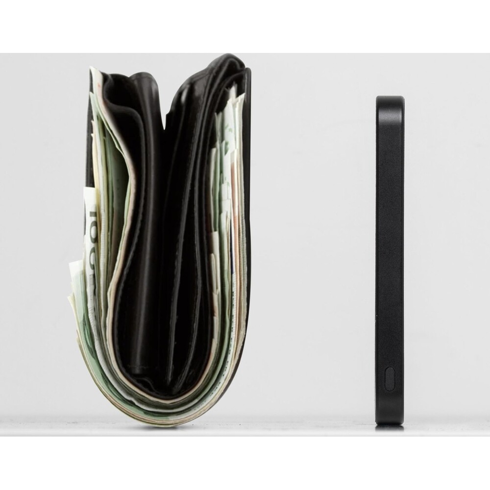 Native-Union-Re-Classic-MagSafe-Qi2-PowerBank-5000mAh-cerna