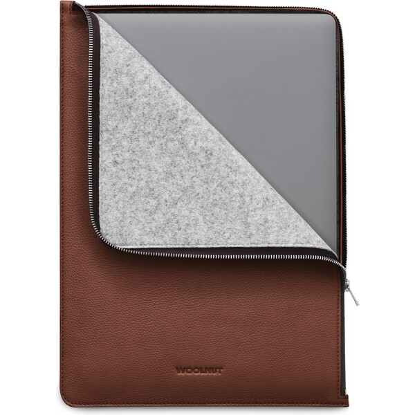 Woolnut-Leather-Folio-kozene-pouzdro-MacBook-Pro-16-hnede