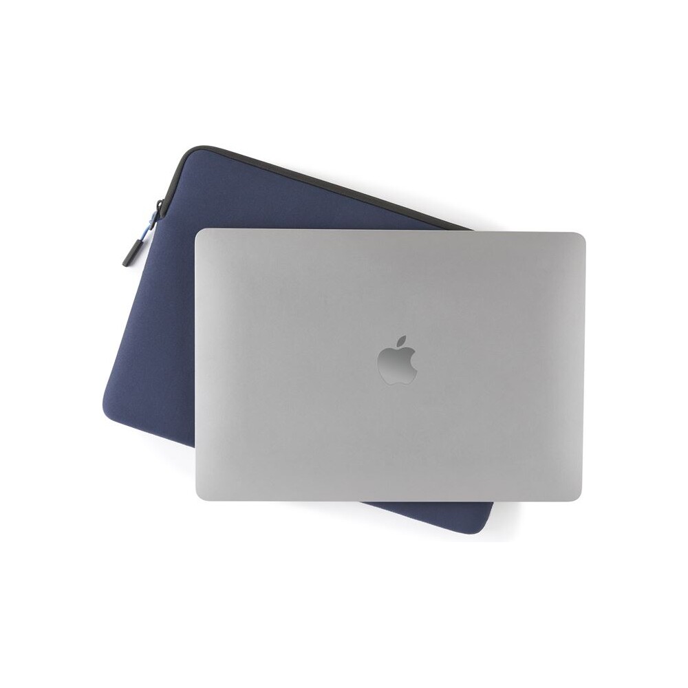 Pipetto-Classic-Fit-Sleeve-pouzdro-pro-MacBook-14-13-modre