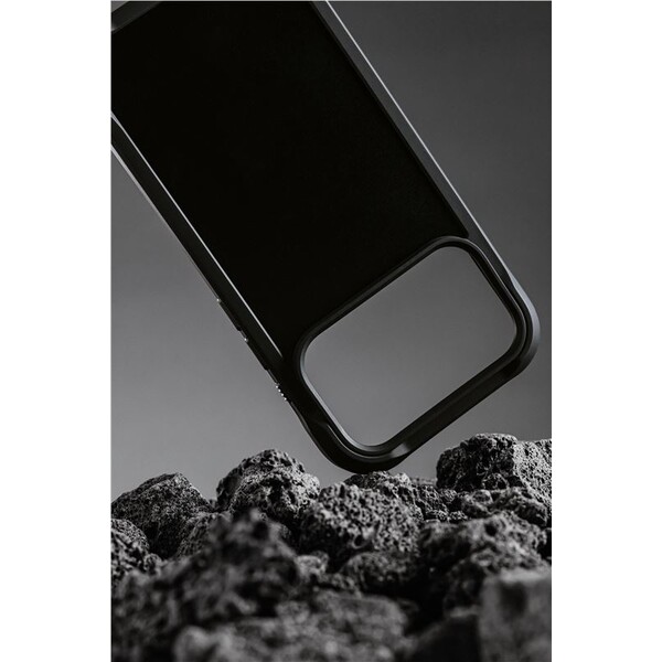 Nomad-Rugged-Leather-Case-Horween-MagSafe-kozeny-kryt-iPhone-17-Pro-Max-Black