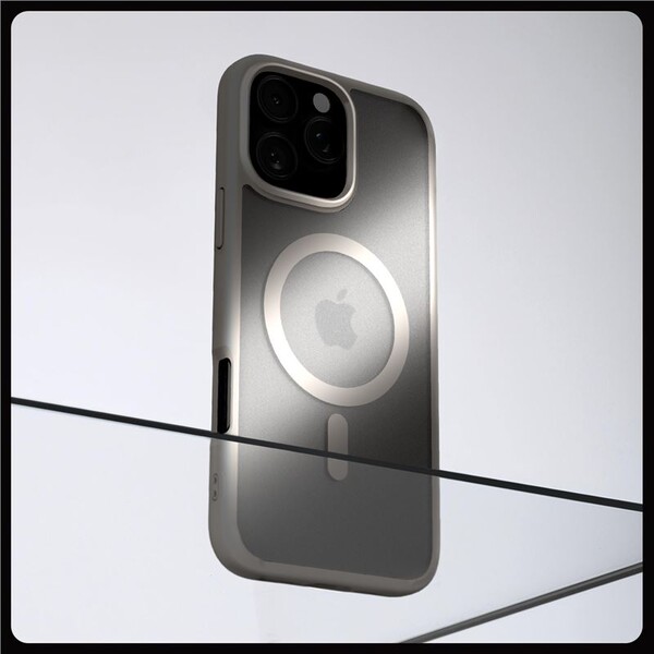 Spigen-Ultra-Hybrid-MagSafe-kryt-iPhone-16-Pro-frost-natural-titanium