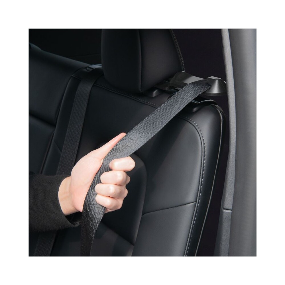 Spigen-Backseat-Seatbelt-Holder-drzak-bezpecnostniho-pasu-Tesla-Model-Y-cerny