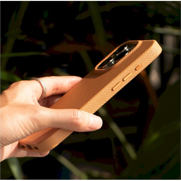 Native-Union-RE-Classic-MagSafe-kryt-iPhone-16-bezovy