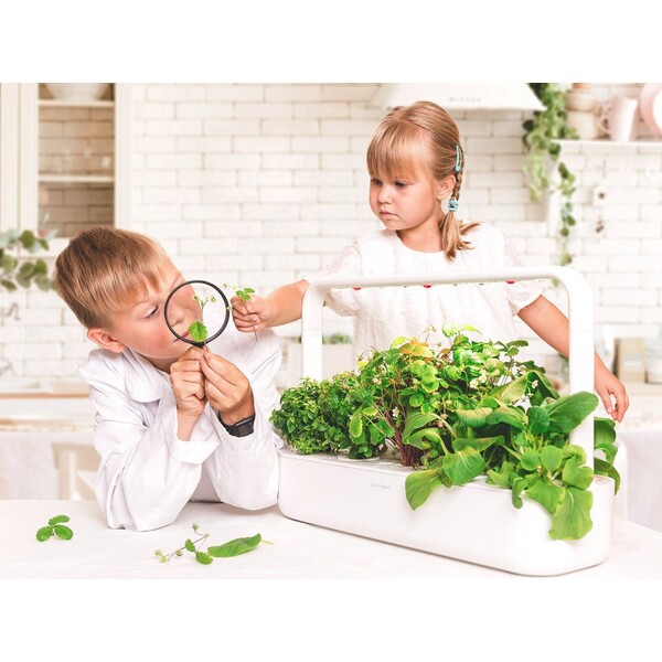 Click-and-Grow-Smart-Garden-9-chytry-kvetinac-9ks-kapsli-se-seminky-bily