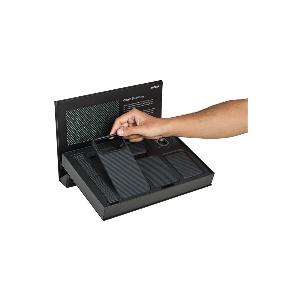 Pitaka-Gift-Box-premiovy-darkovy-balicek-pro-iPhone-17-Pro-Classic-Black-Collection