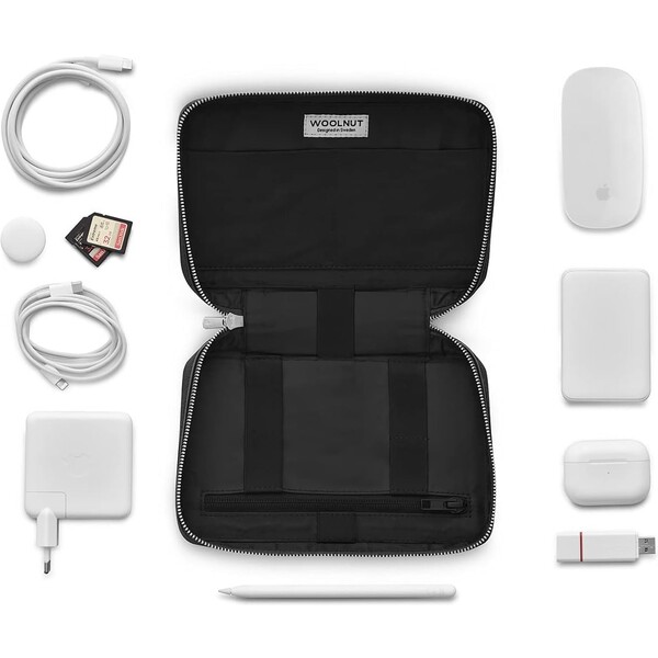 Woolnut-kozeny-Tech-Organizer-cerny