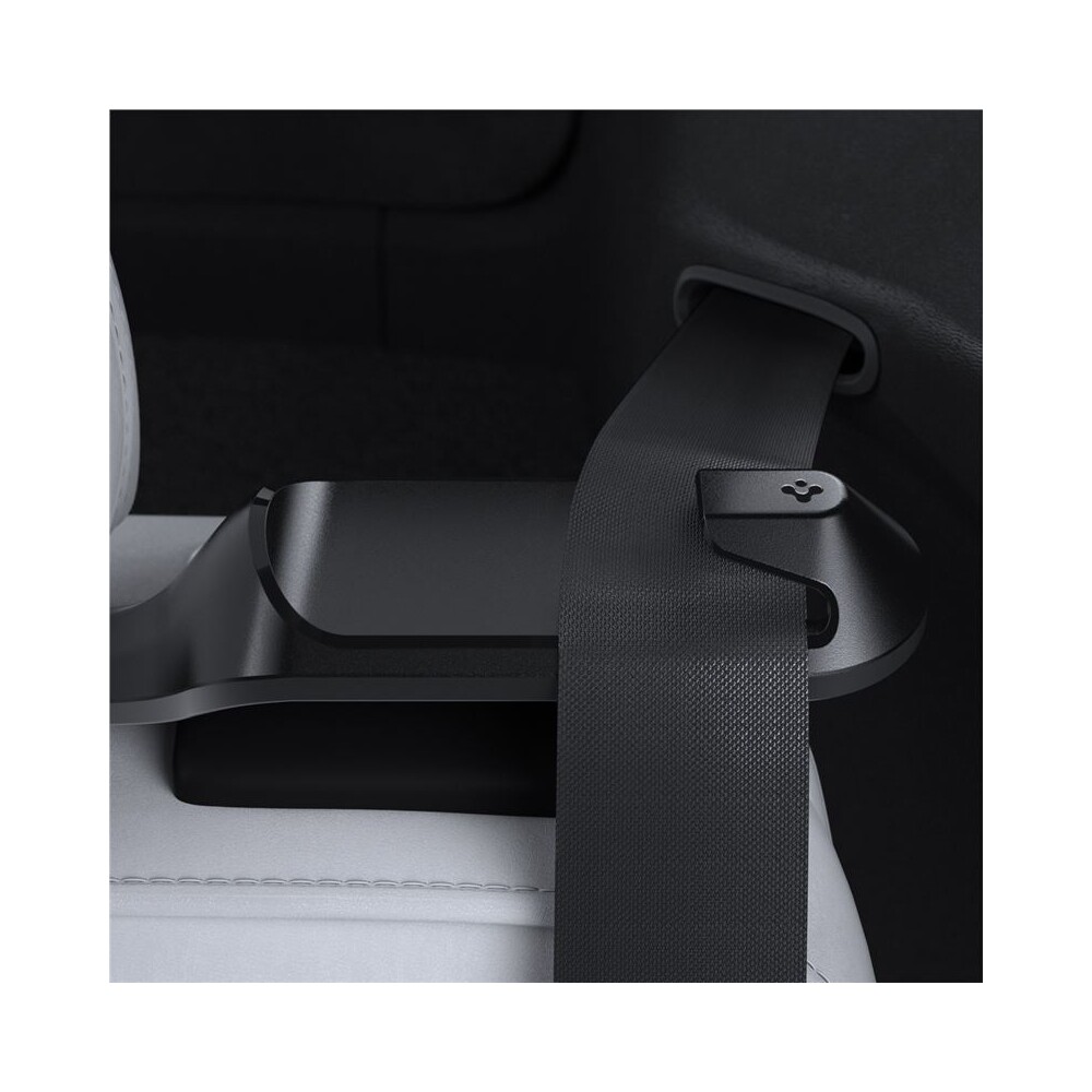 Spigen-Backseat-Seatbelt-Holder-drzak-bezpecnostniho-pasu-Tesla-Model-Y-cerny