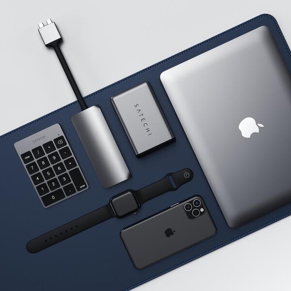 Satechi-75W-Dual-USB-C-PD-cestovni-nabijecka-vesmirne-sedy