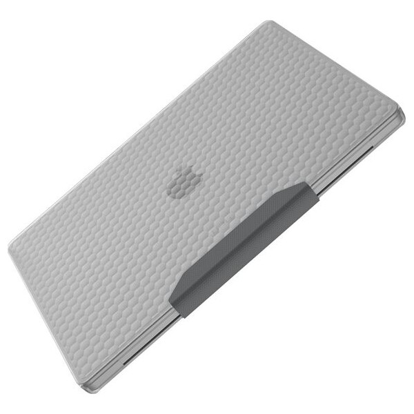 UAG-Essential-Armor-kryt-MacBook-Pro-16-M4-M3-M2-ice