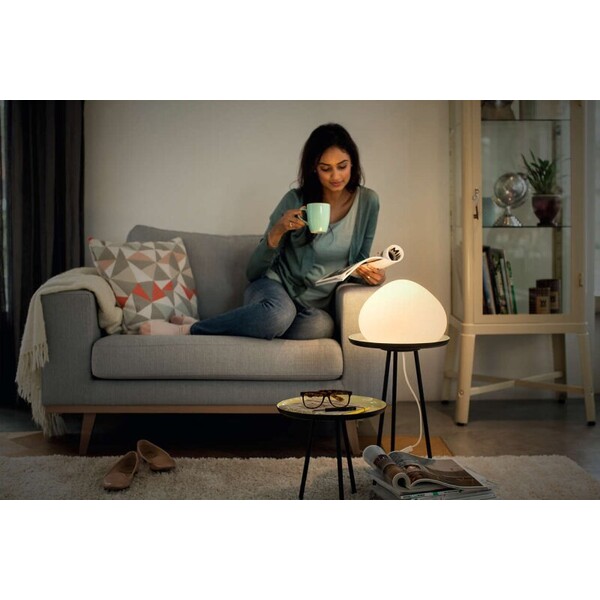 Philips-Hue-stolni-lampa-Wellner-ovladac-44401-56-P7-