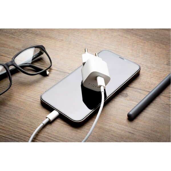 FIXED-Mini-set-sitove-nabijecky-s-USB-C-vystupem-a-USB-C-Lightning-kabelu-podpora-PD-1-2-metr-MFI