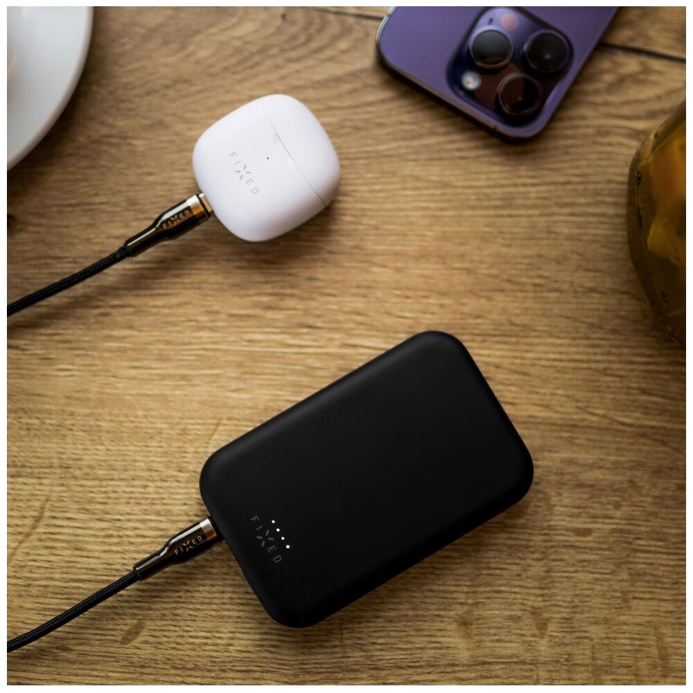 FIXED-USB-C-USB-C-napajeci-kabel-100W-2m-cerny
