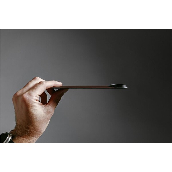 Nomad-Magnetic-Leather-Back-Horween-Magsafe-kozeny-kryt-iPhone-17-Pro-Black