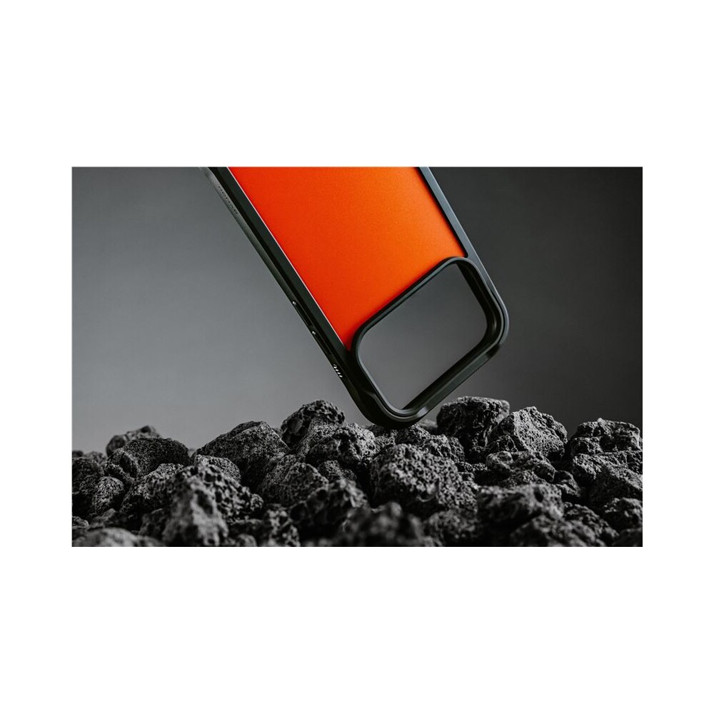 Nomad-Rugged-Case-MagSafe-kryt-iPhone-17-Pro-Ultra-Orange