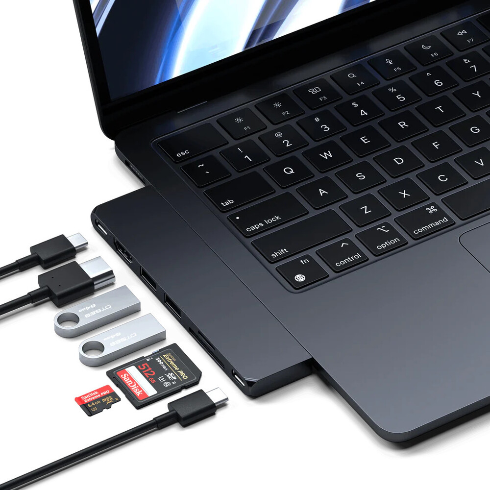 Satechi-Pro-Hub-Slim-pulnocne-cerny