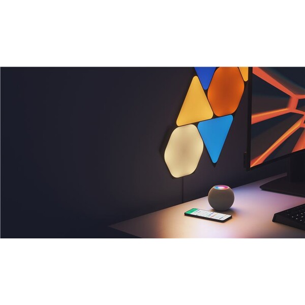 Nanoleaf-Shapes-v-limitovane-edici-Black-Hexagons-Expansion-3-Pack