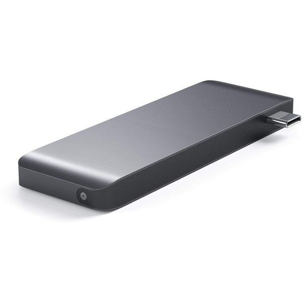 Satechi-Passthrough-USB-hub-MacBook-12-vesmirne-sedy