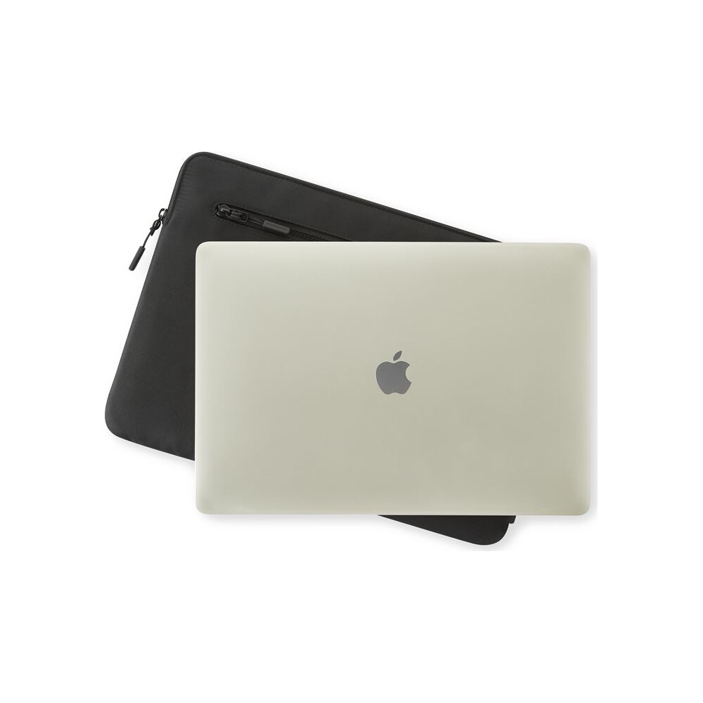 Pipetto-Classic-Organiser-Sleeve-pouzdro-pro-Macbook-15-16-cerny