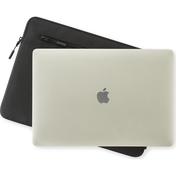 Pipetto-Classic-Organiser-Sleeve-pouzdro-pro-Macbook-15-16-cerny