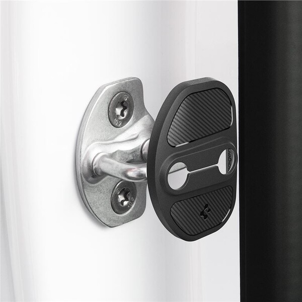 Spigen-Door-Lock-Cover-kryt-zamku-dveri-Tesla-Model-Y-3-cerna