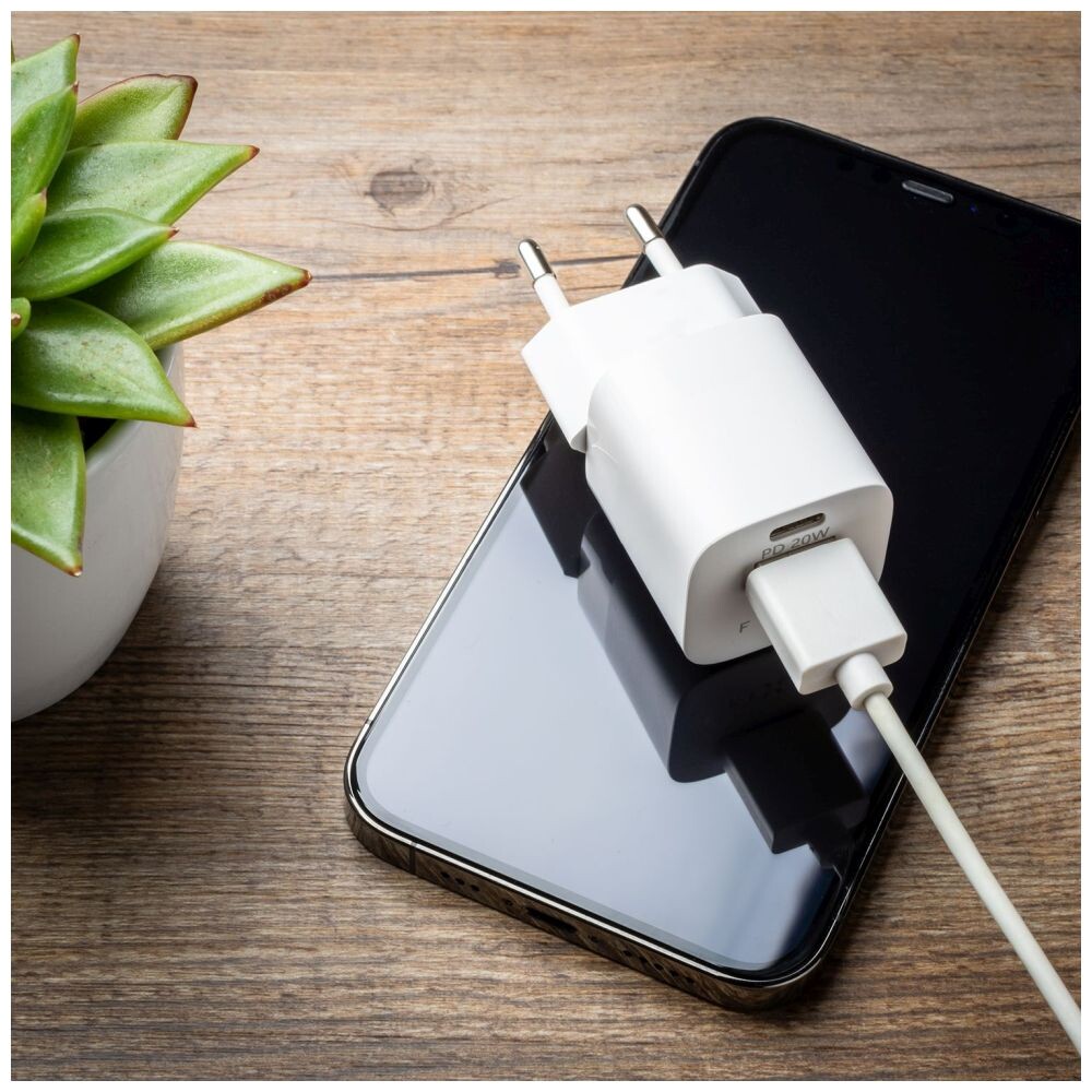 FIXED-Mini-nabijecka-s-USB-C-a-USB-A-vystupem-PD-20W-a-QC-3-0-bila