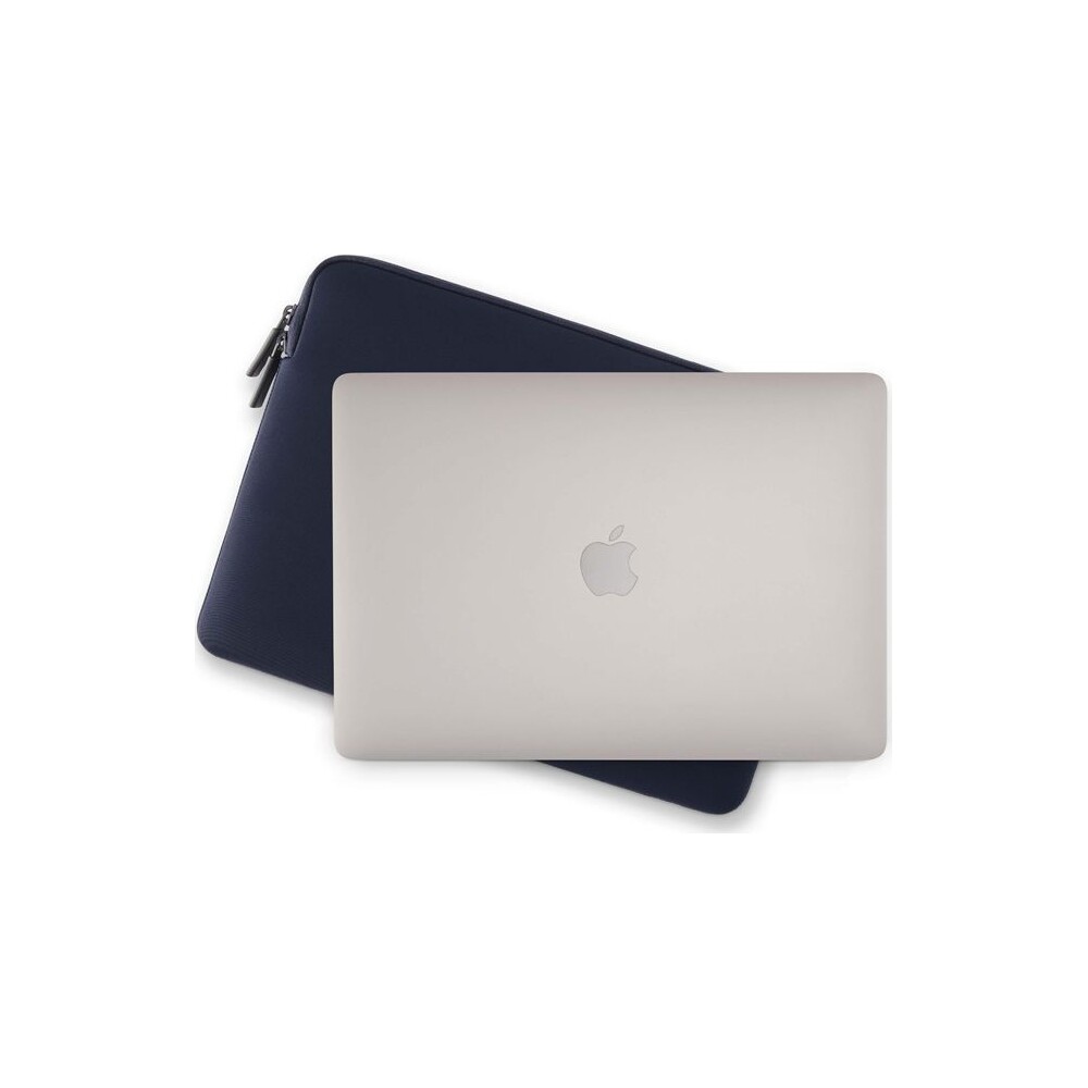 Pipetto-Classic-Fit-Sleeve-V2-pouzdro-pro-MacBook-14-13-tmave-modre