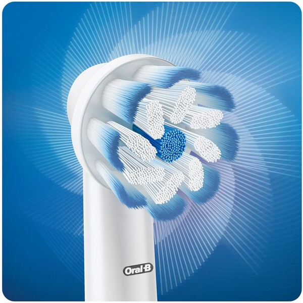 Oral-B-Teen-zubni-kartacek-pro-juniory-bily