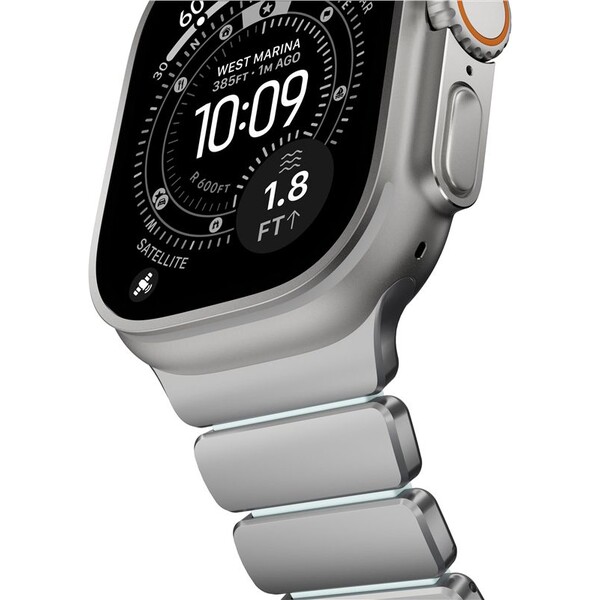 Nomad-Stratos-Band-FKM-reminek-Apple-Watch-45-46-49mm-Natural-Titanium-Icy-Blue