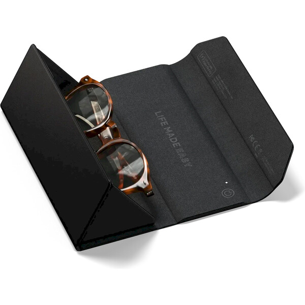 Satechi-FindAll-Glasses-Case-lokator-Apple-Find-My-cerny