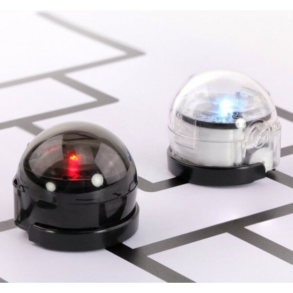 OZOBOT-2-0-BIT-inteligentni-minibot-bily