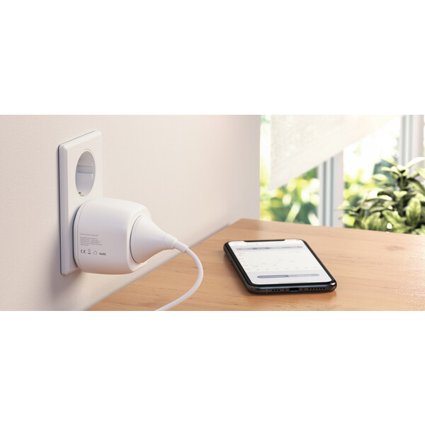 Satechi-Apple-Homekit-Smart-Outlet-chytra-zasuvka-EU-bila-