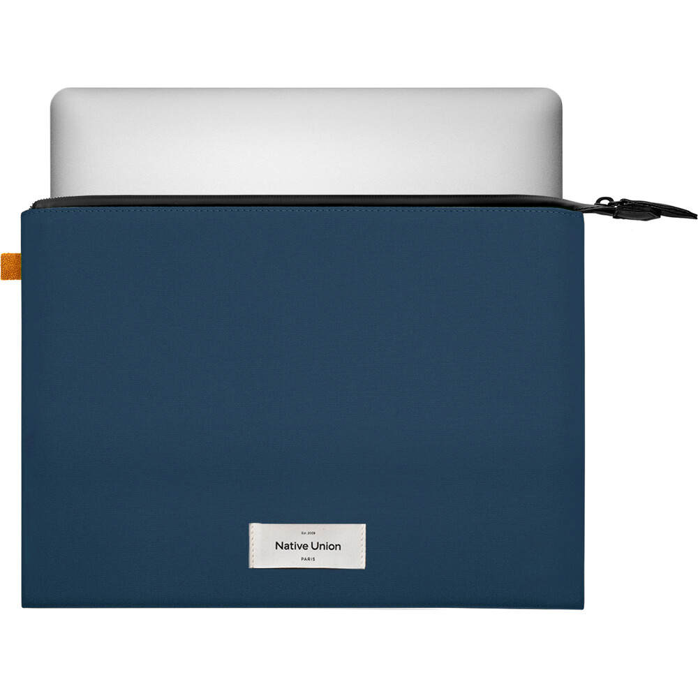 Native-Union-WFA-Stow-Lite-Sleeve-pouzdro-pro-Macbook-13-navy