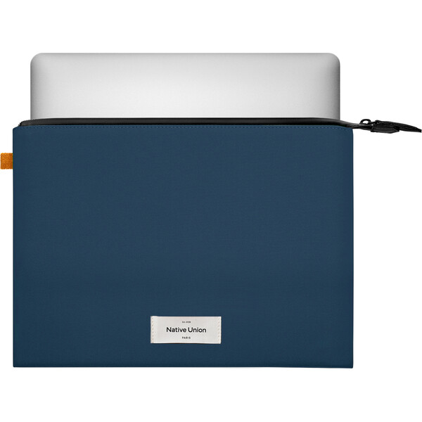 Native-Union-WFA-Stow-Lite-Sleeve-pouzdro-pro-Macbook-13-navy