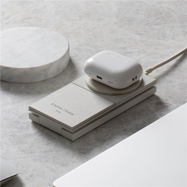 Native-Union-Rise-3v1-Qi2-MagSafe-bezdratova-nabijecka-s-adaptery-seda