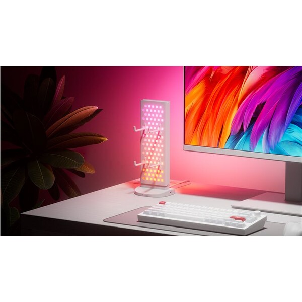 Nanoleaf-Pegboard-Desk-Dock-stolni-dokovaci-stanice-bila