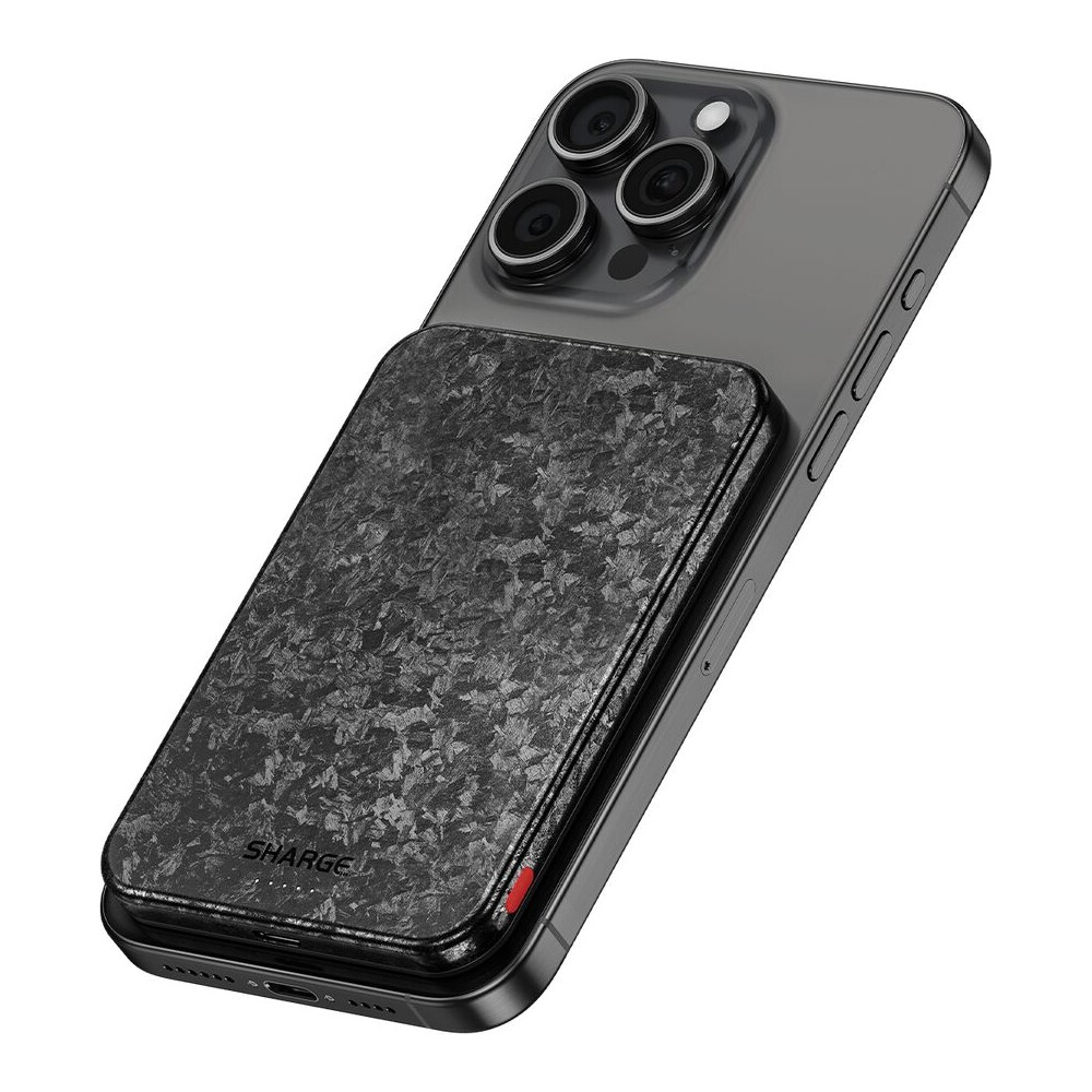 SHARGE-C3-CarbonMag-MagSafe-powerbanka-5000mAh-karbonova