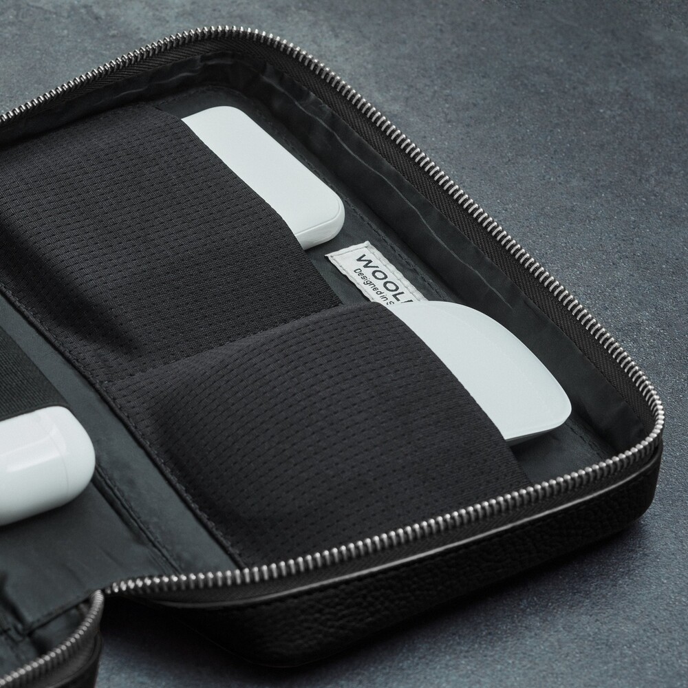 Woolnut-kozeny-Tech-Organizer-cerny
