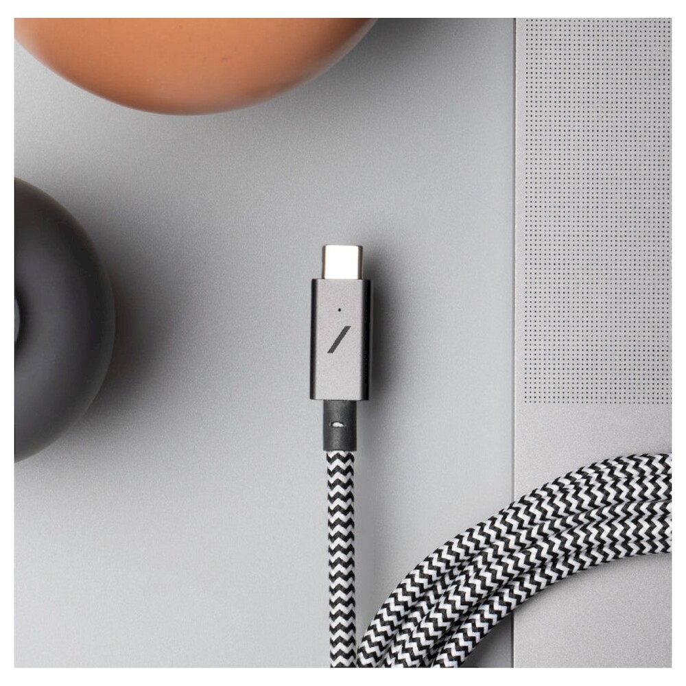 Native-Union-Belt-Cable-Pro-USB-C-USB-C-napajeci-kabel-240W-2-4m-zebra