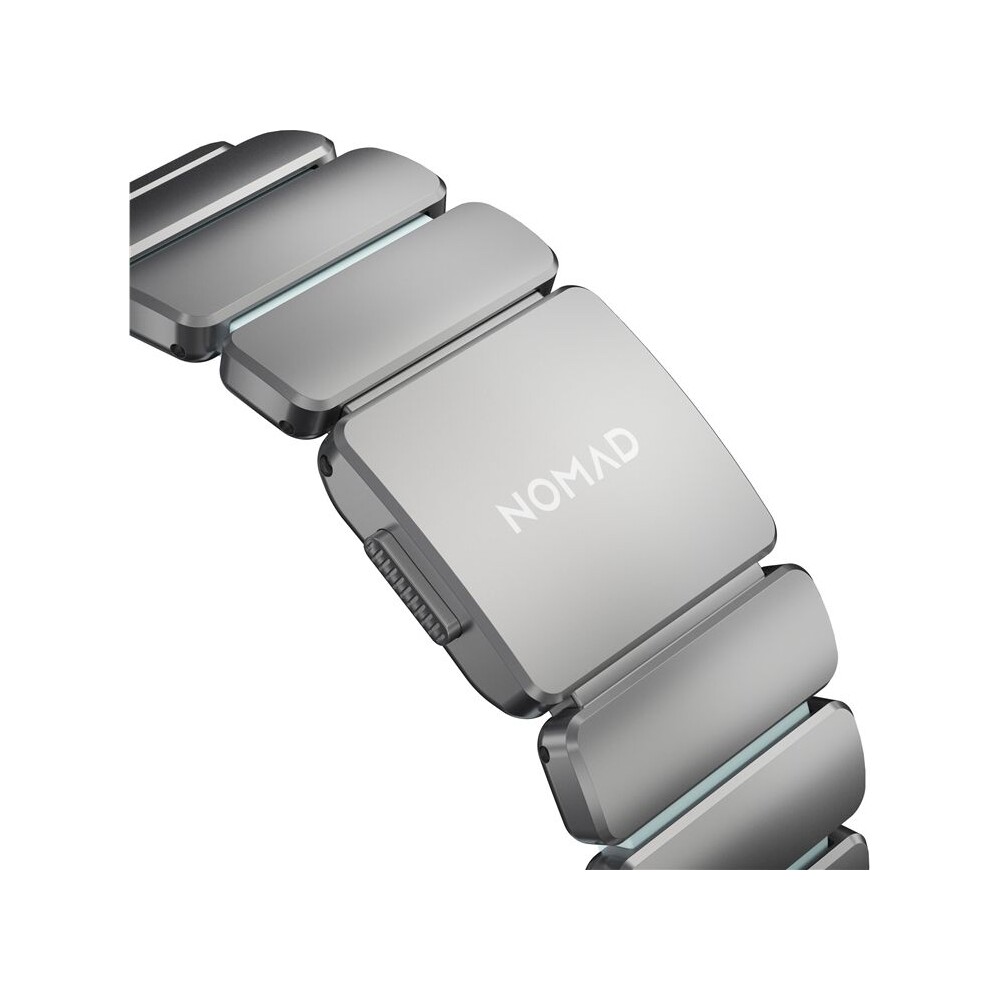 Nomad-Stratos-Band-FKM-reminek-Apple-Watch-45-46-49mm-Natural-Titanium-Icy-Blue