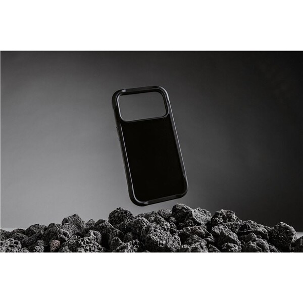 Nomad-Rugged-Leather-Case-Horween-MagSafe-kozeny-kryt-iPhone-17-Pro-Black