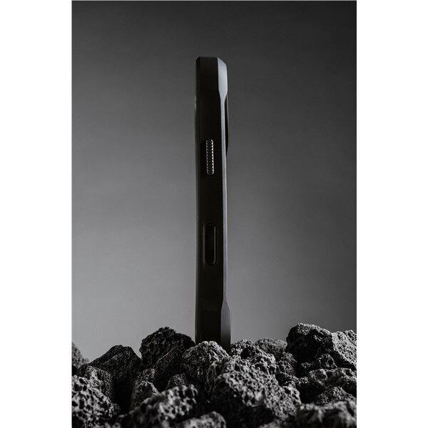Nomad-Rugged-Leather-Case-Horween-MagSafe-kozeny-kryt-iPhone-17-Pro-Black