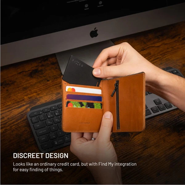 FIXED-Tag-Card-2-smart-tracker-s-Find-My-a-bezdratovym-nabijenim-cerny