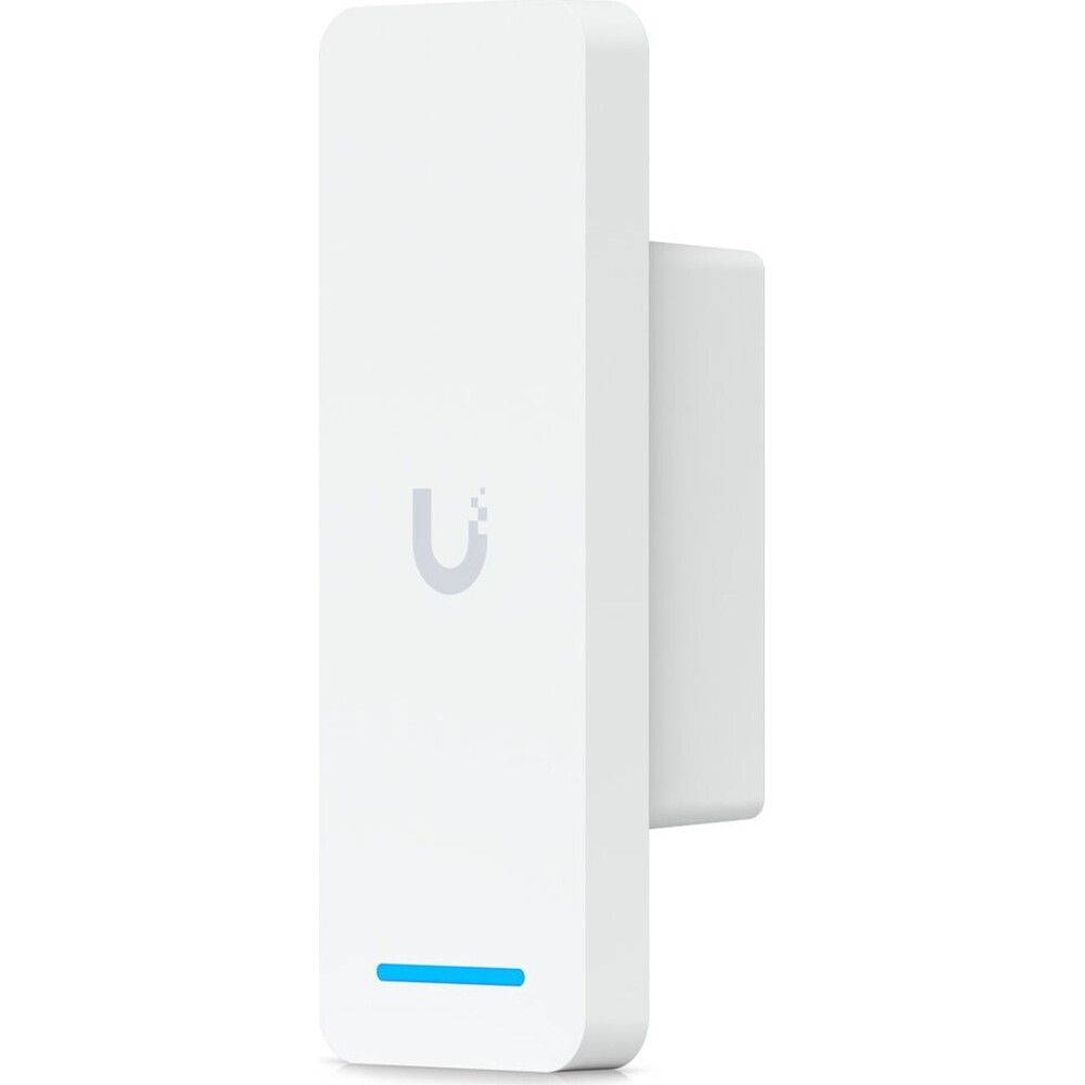 Ubiquiti-Ultra-UniFi-UAi-pristupova-ctecka-karet-s-hubem