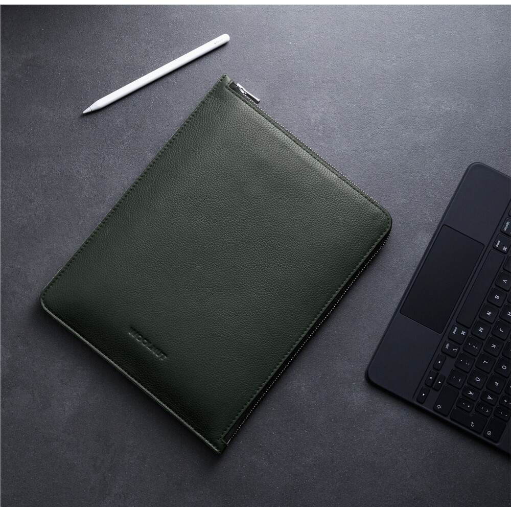 Woolnut-Leather-Folio-kozene-pouzdro-iPad-Pro-11-iPad-Air-11-tmave-zelene