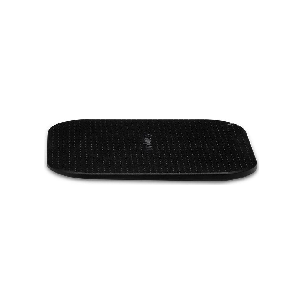 Spigen-Essential-F302W-bezdratova-nabijecka-cerna
