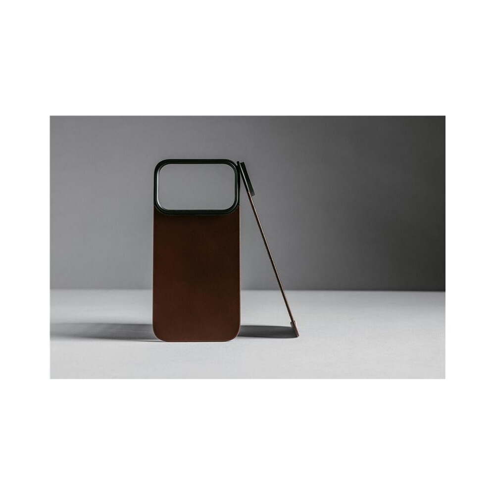 Nomad-Magnetic-Leather-Back-Horween-Magsafe-kozeny-kryt-iPhone-17-Pro-Black