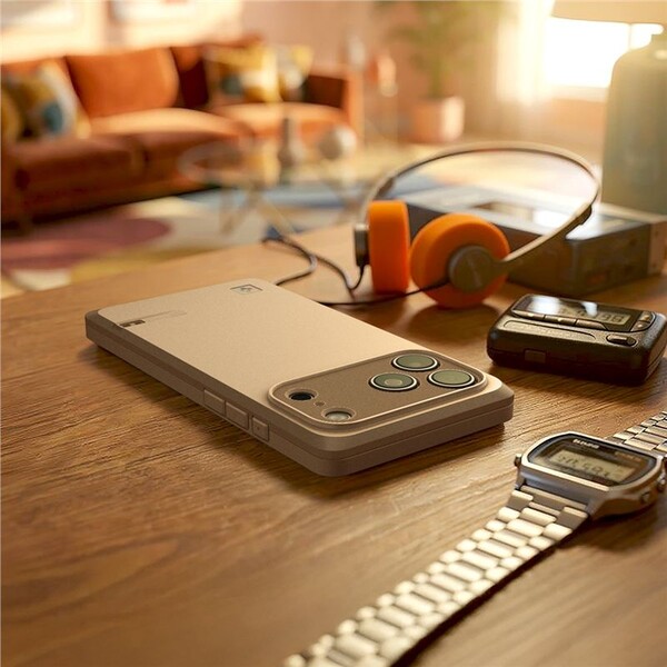 Spigen-Classic-LS-MagSafe-kryt-iPhone-17-Pro-Macintosh-128K-stone