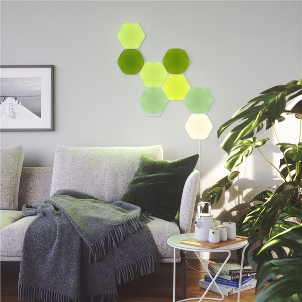 Nanoleaf-Shapes-Hexagons-Smarter-Kit-chytre-modularni-osvetleni-9-Panels-