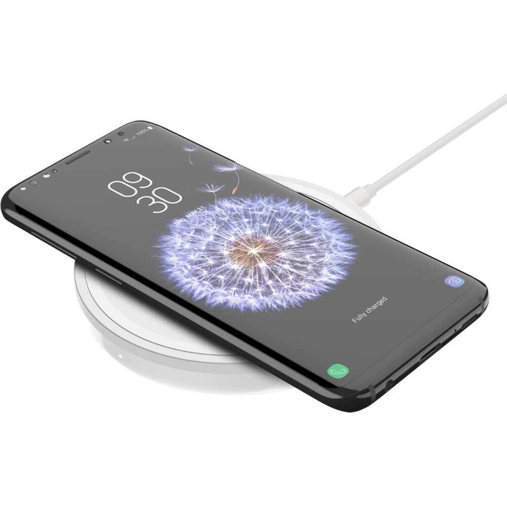 Belkin-BOOST-UP-bezdratova-nabijecka-Qi-bila-
