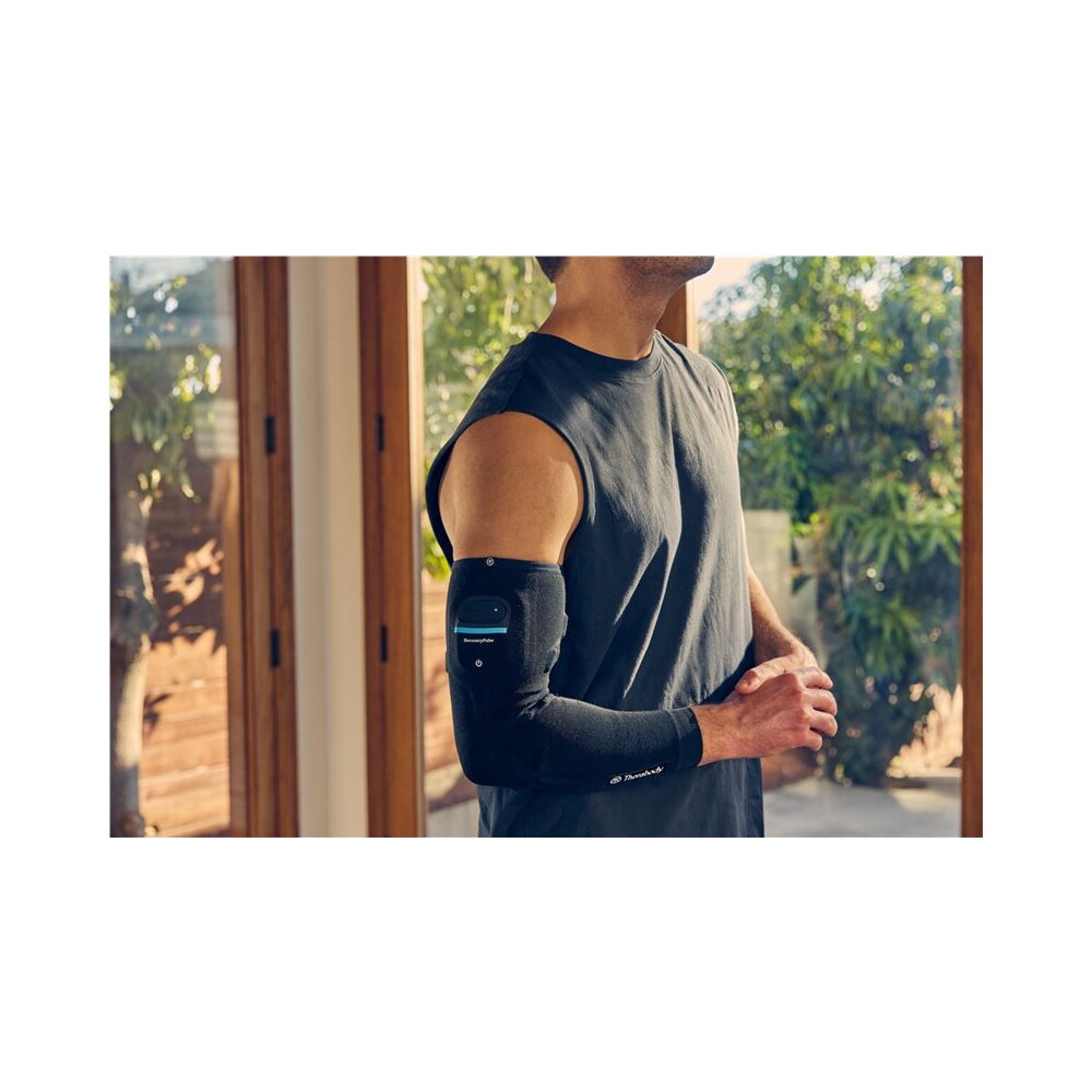 Therabody-RecoveryPulse-navlek-na-ruku-XL-